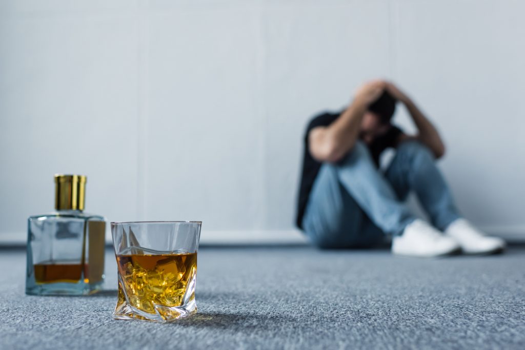 at-home-alcohol-addiction-recovery-guide